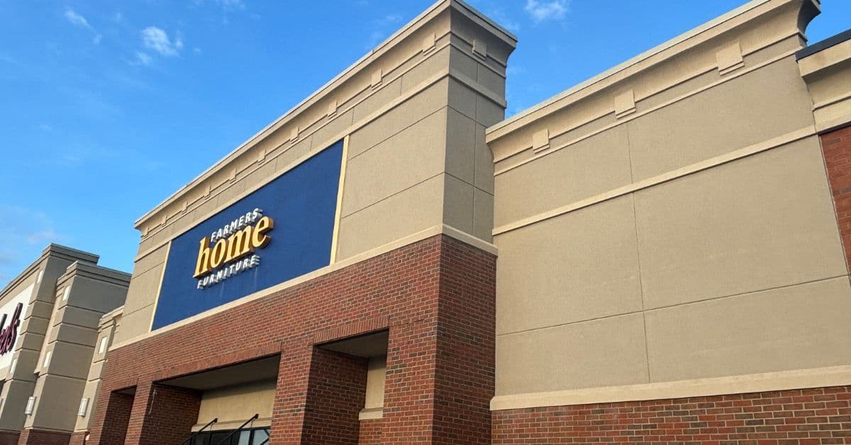 Blog post Why Your Business Needs Pressure Washing Services image