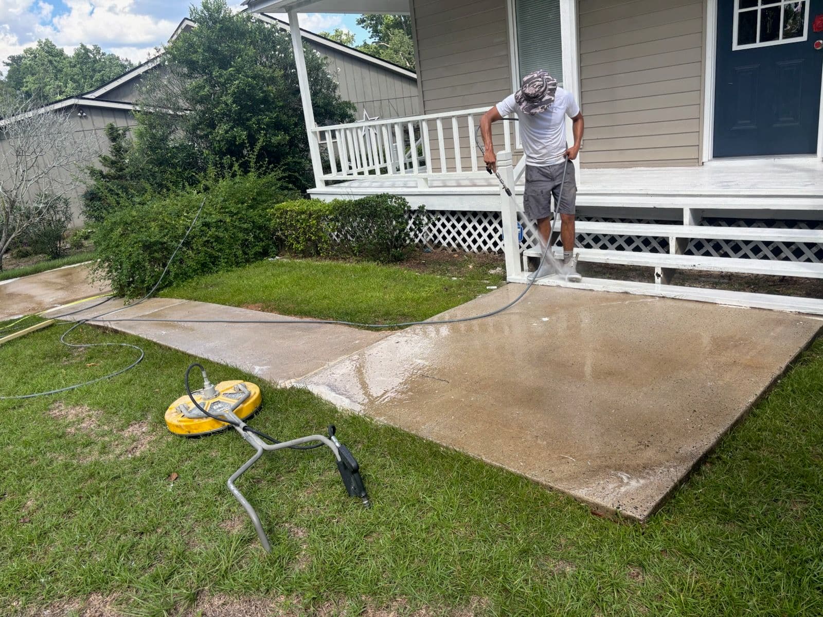 Concrete Cleaning and Pressure Washing Brilliance image